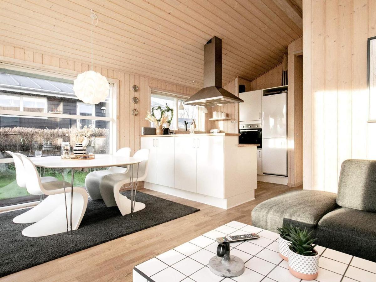 6 Person Holiday Home In Tranek R Faebaek ภายนอก รูปภาพ