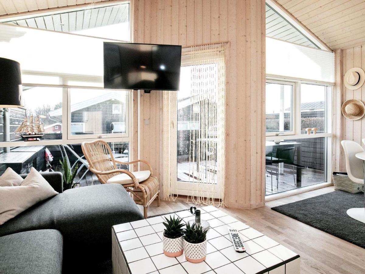 6 Person Holiday Home In Tranek R Faebaek ภายนอก รูปภาพ