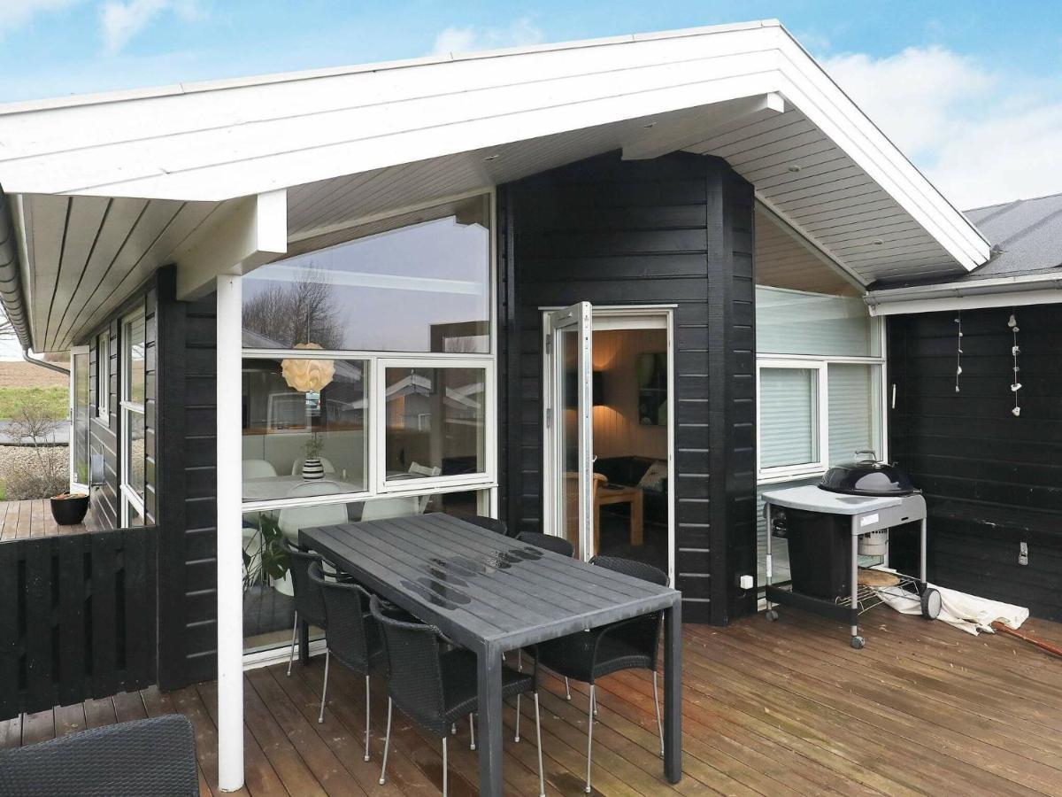 6 Person Holiday Home In Tranek R Faebaek ภายนอก รูปภาพ